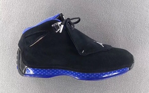 全新实物图释出！Air Jordan 18 “Black Royal” 十月正式归来！ 