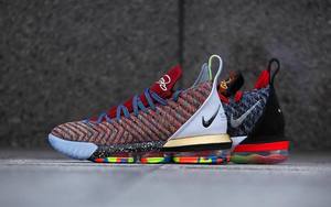 并非纽约限定！LeBron 16 LMTD “Starting 5” 国内美图释出！