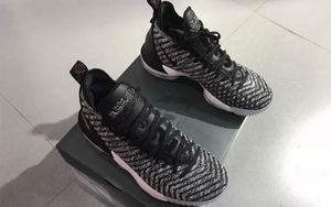 部分地区已偷跑！Nike LeBron 16 “Oreo” 实物释出！