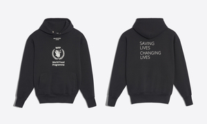 BALENCIAGA 与世界粮食计划署的联名系列正式登场