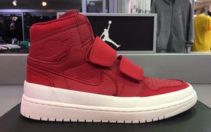 全新大红配色 Air Jordan 1 High Double Strap 即将发售！