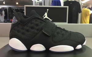 大灌篮配色！全新 Air Jordan Black Cat “Space Jam” 年底释出！