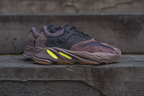 明日发售！Yeezy 700 “Mauve”你会入手吗？