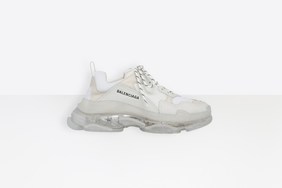 Balenciaga Triple S 全新透明气垫版本上架