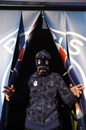 BAPE x Paris Saint-Germain 联名系列更多图片曝光