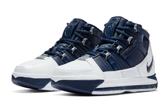 又一款OG配色回归！全新 LeBron 3 “Navy” 本月登场