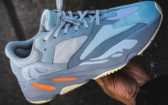 百搭经典灰如何？Yeezy 700 “Inertia” 实物首次曝光