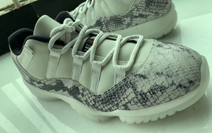 蛇纹元素加持！Air Jordan 11 Low Snakeskin“Light Bone” 今年登场