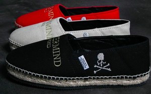 布鞋也能那么奢华？mastermind WORLD x SUICOKE 推出 2019 春夏别注版鞋履