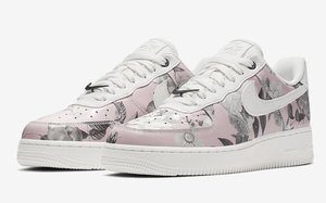 是一款适合春天的配色啊！“Floral”Air Force 1 low 即将登场