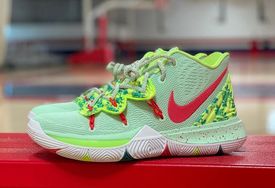 青葱少年专属，Nike Kyrie 5 EYBL配色实物图曝光