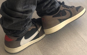 还是反勾设计！Travis Scott x Air Jordan 1 Low “Dark Mocha” 九月登场