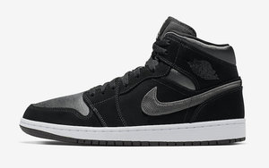 鞋面材质有点与众不同！全新的 Air Jordan 1 Mid 现已登场