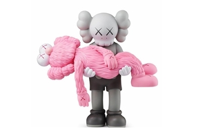 选粉色还是黑色？NGV Design Store x KAWS “GONE” 搪胶公仔新配色曝光