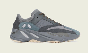 秋季绝佳上脚配色！Yeezy 700 “Teal Blue” 本月发售