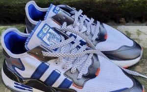 机器人 R2-D2 灵感！《星球大战》x adidas Nite Jogger 全新联名即将登场