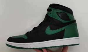 完整实物曝光！Air Jordan 1 “ Pine Green” 明年登场