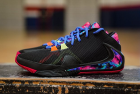 扎染反勾相当抢眼！Nike Zoom Freak 1 Girls EYBL 首次曝光