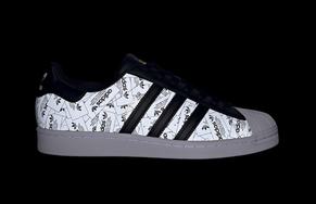 满印 logo + 全反光涂层！这双 adidas Superstar 外观惊艳！