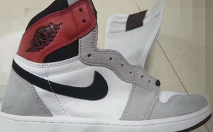 天价 Union x Air Jordan 1 反转版？全新 AJ 1 “Light Smoke Grey” 首次曝光