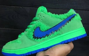 毛茸茸的鞋身！全新 Nike SB Dunk Low 吸睛度爆棚