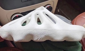 火山造型拖鞋？ Yeezy 新设计疑似曝光