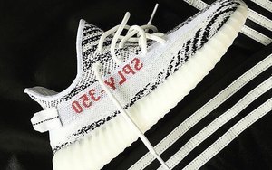 还是“亚洲限定”！白斑马 Yeezy 350 V2 补货不要错过了