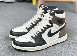 平民版倒钩颜值也不差！ Air Jordan 1 “Dark Mocha” 实物细节照释出！