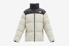致敬 The North Face ！Vetements 推出全新外套单品！