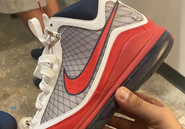 酷似戴安娜·陶乐西 PE 战靴！全新 LeBron 7 “USA” 明年发布！