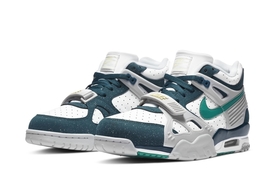 泼墨设计注入抢眼度十足！Nike  Air Trainer 3 全新配色官图释出！