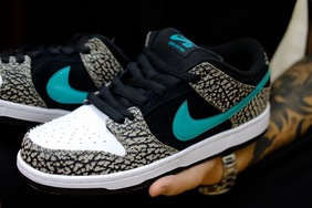 经典爆裂纹加持！SB Dunk Low “Elephant” 十一月发布！