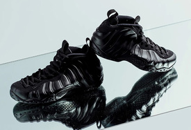 明日发售，最新实物美照释出！纯黑喷 Air Foamposite One “Anthracite” 谁看了不心动？