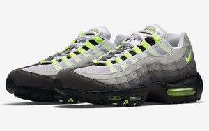 15年复刻版市价超 3000 ！Air Max 95 元年 “Neon” 配色年底回归！