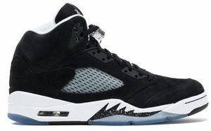 时隔 8 年复刻回归！经典奥利奥 Air Jordan 5 你喜欢吗？