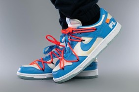 明年登场？万众期待的 Off-White x Futura x Nike Dunk Low 白蓝配色上脚美照释出！