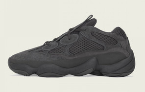 市价 3000+！Yeezy 500 高人气黑魂配色小程序登记开启！