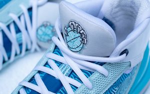 绝美雪景灵感！New Balance Kawhi 圣诞节配色曝光！