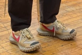 哪双才是“火星鞋 2.5”市售版？Tom Sachs 上脚未发布版本 Nike Mars Yard ！