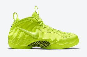 超抢眼！荧光绿泡 Nike Air Foamposite Pro “Volt” 时隔 7 年回归！