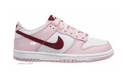 神似天价 StrangeLove 情人节联名！全新 Nike Dunk Low “Strawberry Pink” 首度亮相！