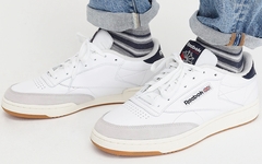 气质低调经典！J.Crew x Reebok Club C 全新联名登场！