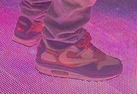 Travis Scott 被曝上脚倒钩 Air Max 1 ！配色有点“死亡之吻”？