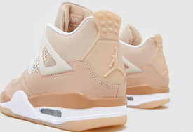 粉粉嫩嫩！全新 Air Jordan 4 “Shimmer” 实物图曝光！