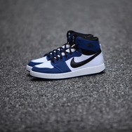 全新 Air Jordan 1 KO “Storm Blue” 即将发售！