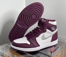 全新 Air Jordan 1 High OG “Bordeaux” 实物曝光！