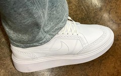 权志龙上脚全新 PEACEMINUSONE x Nike Kwondo 1 鞋款！