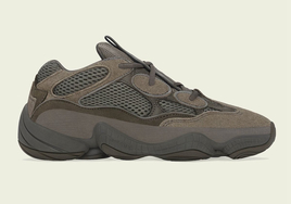 全新 adidas Yeezy 500 “Clay Brown” 官图曝光！