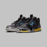 全新 Nike Air Trainer 1 Utility “Dark Smoke Grey”  官图曝光！