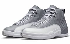 全新 Air Jordan 12 “Stealth” 官图曝光！